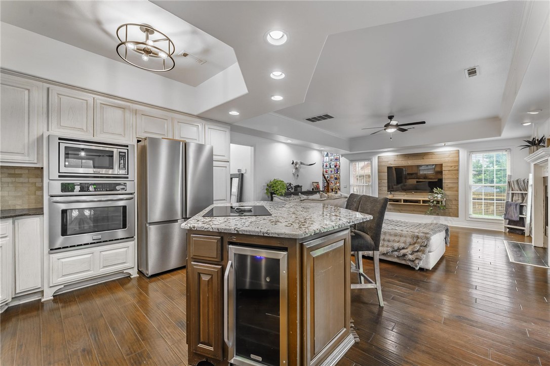 Champions Estates Rogers - Residential Lease