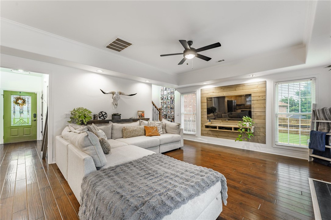Champions Estates Rogers - Residential Lease