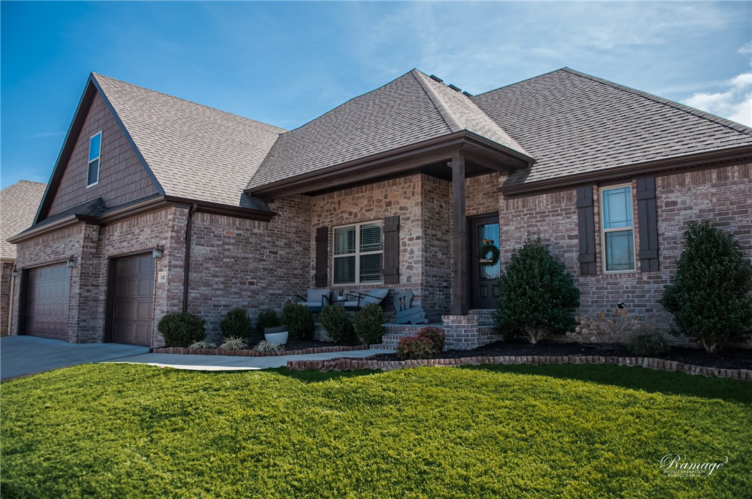BEAUTIFUL ONE-OWNER HOME IN DESIRABLE TAMARRON SUBDIVISION! Split floor plan with 4 BR/2 BA downstairs and bonus room plus half bath upstairs. Open kitchen to the living room with access to the covered patio allows for easy entertaining. Private master suite with large closet, double vanity and walk in shower. This home features hard wood floors, granite countertops, crown molding, walk in pantry and lots of storage. Step inside and feel right at home!