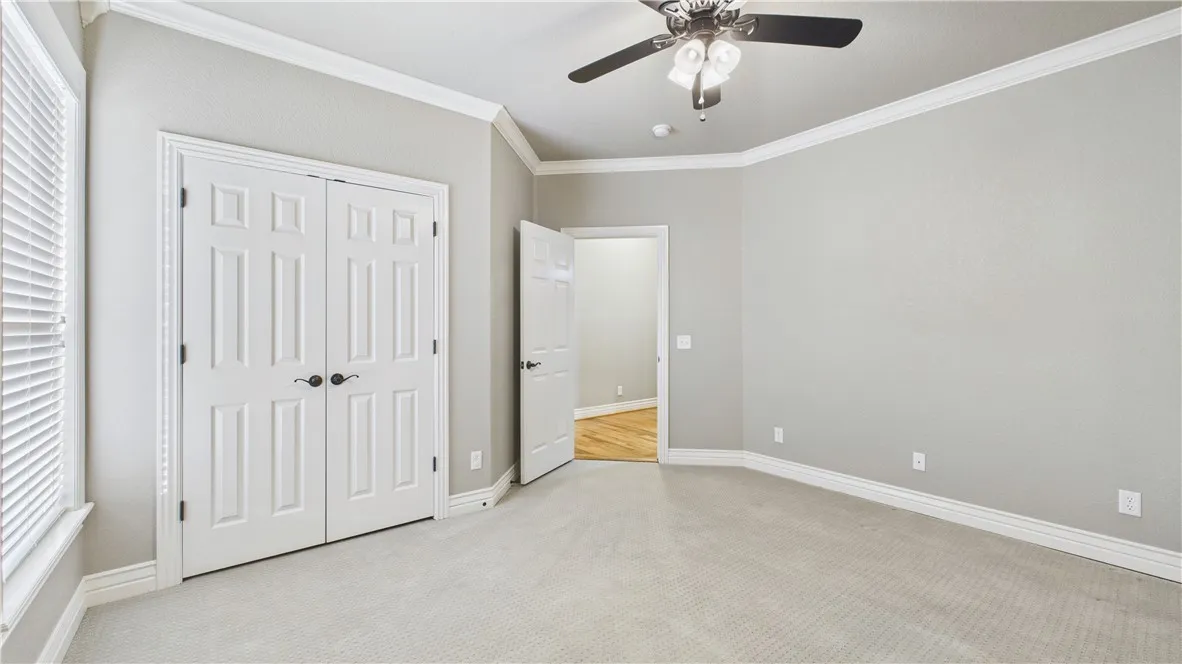 Rogers, Arkansas 72745, United States, 4 Bedrooms Bedrooms, ,3 BathroomsBathrooms,Residential,Active,254801