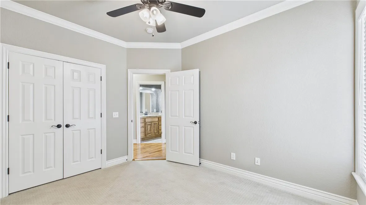 Rogers, Arkansas 72745, United States, 4 Bedrooms Bedrooms, ,3 BathroomsBathrooms,Residential,Active,254801