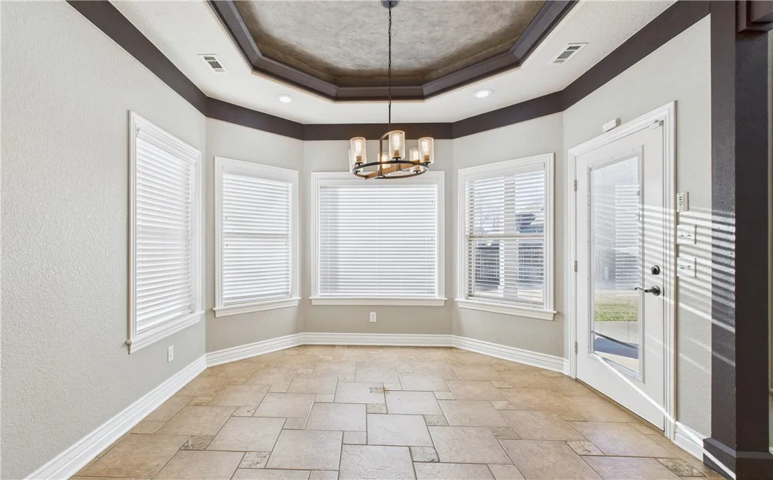 Rogers, Arkansas 72745, United States, 4 Bedrooms Bedrooms, ,3 BathroomsBathrooms,Residential,Active,254801