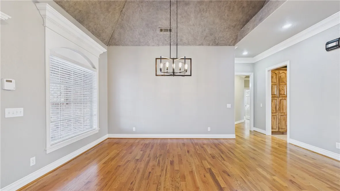 Rogers, Arkansas 72745, United States, 4 Bedrooms Bedrooms, ,3 BathroomsBathrooms,Residential,Active,254801