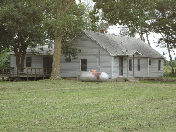 Fixer Upper on 5 acres! 4bd 2 bath House with tons of potential, needs work, will not go FHA or conventional financing, It will have to be cash or a construction loan. Pond on the back of the lot. Lot is 331' road front and 660'deep. 40x40 shop with new doors, that's 1600sf. Chicken house will be torn down and trash removed before closing. This will be a great place with Endless possibilities! Lot split will not be finalized until June 20th, 2017. Send Contract today! Owner is Agent.