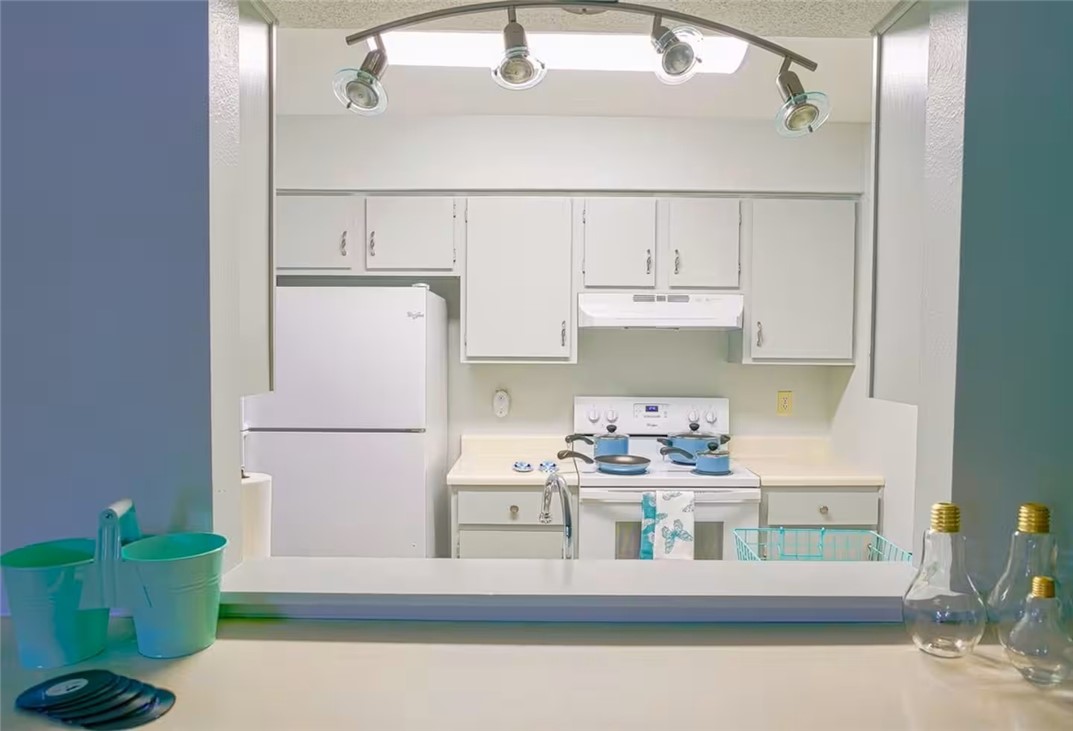 W A Burks Add Bentonville - Residential Lease