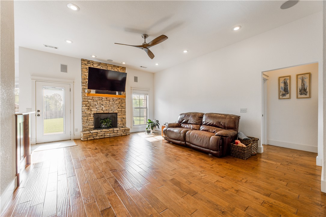 Stonecrest Sub Ph 2 Siloam Spgs - Residential