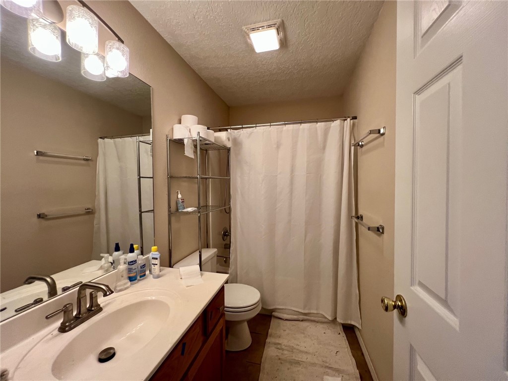 Easley Estates Gravette - Residential Lease