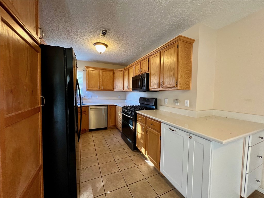 Easley Estates Gravette - Residential Lease