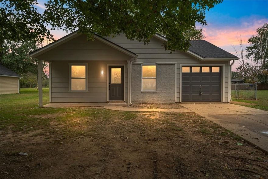 This stunning 3-bedroom, 2-bath home has been completely refreshed inside and out. Exterior highlights include fresh paint, all-new windows, lighting, and a new roof. Inside, you’ll find modern luxury vinyl plank flooring, plush carpet, fresh paint throughout, and modern lighting. The kitchen and baths have been stylishly updated with new fixtures, hardware, and finishes. With a functional layout, fenced yard, and move-in-ready condition, this home blends modern upgrades with everyday convenience—just minutes from schools, parks, and shopping.

Agent is related to seller.