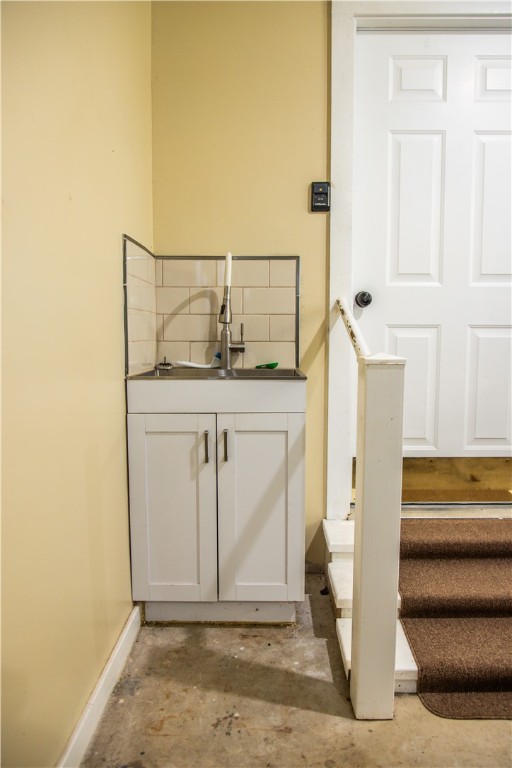 20-18-33-RURAL - Residential