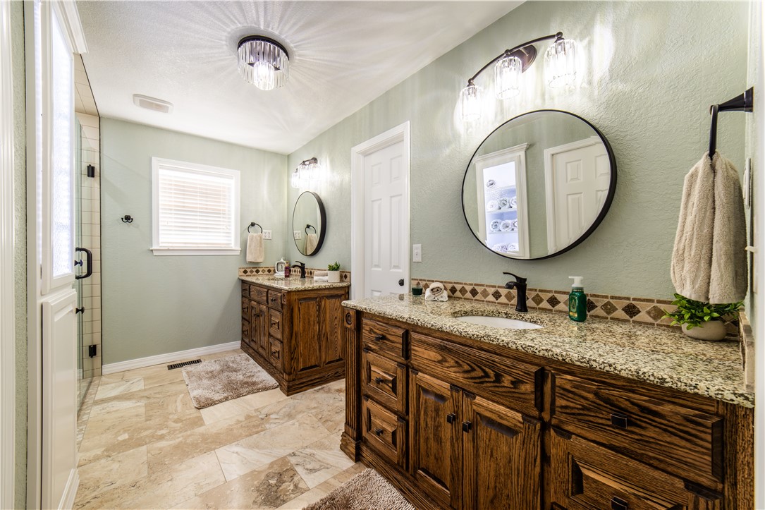 20-18-33-RURAL - Residential