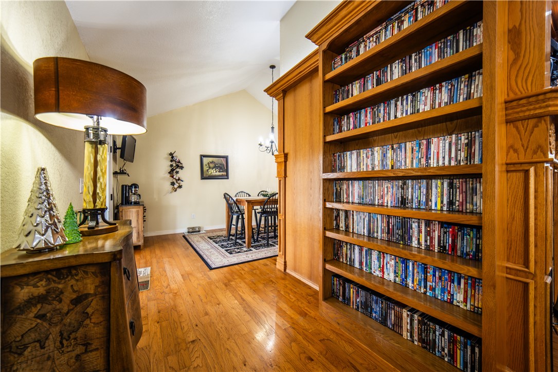 20-18-33-RURAL - Residential