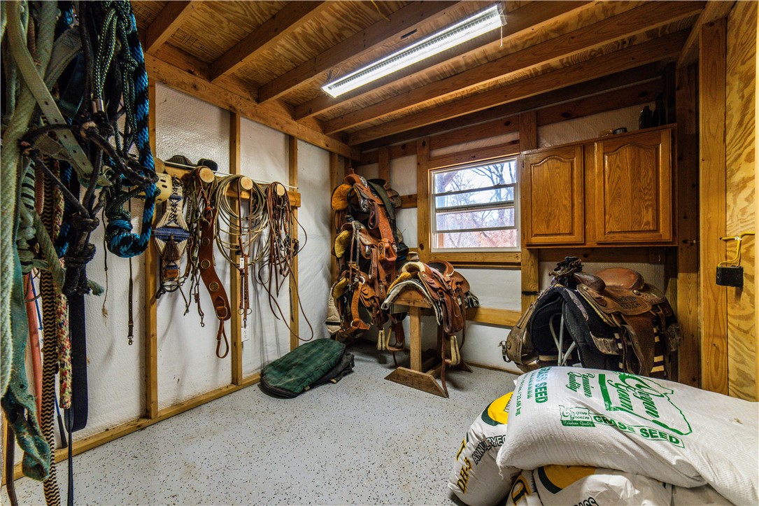 20-18-33-RURAL - Residential