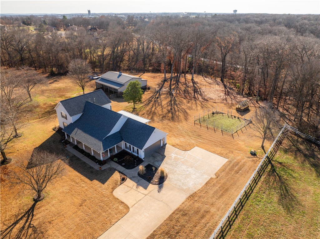 20-18-33-RURAL - Residential