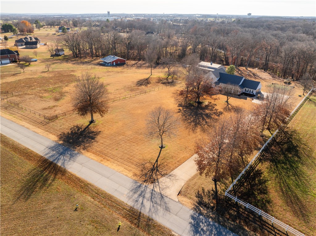 20-18-33-RURAL - Residential