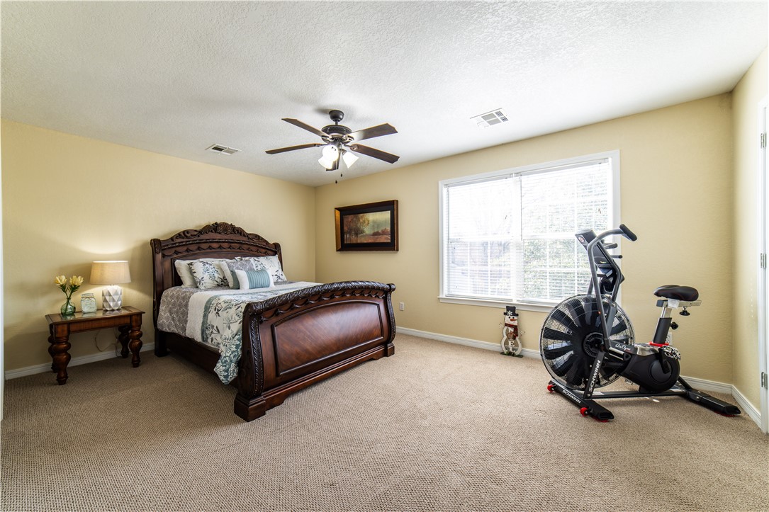 20-18-33-RURAL - Residential