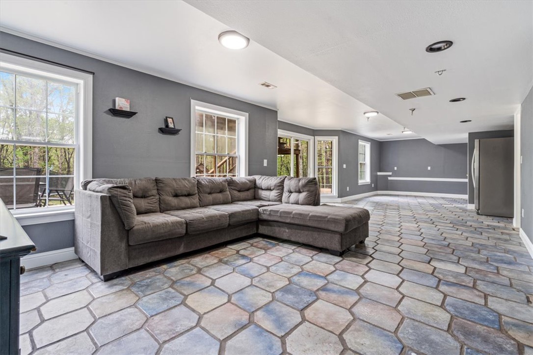 21-19-29-RURAL - Residential