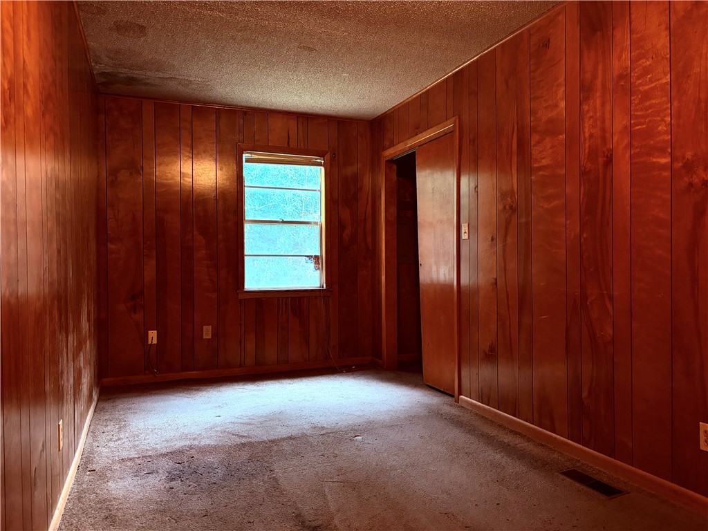 19-16-29 - Residential