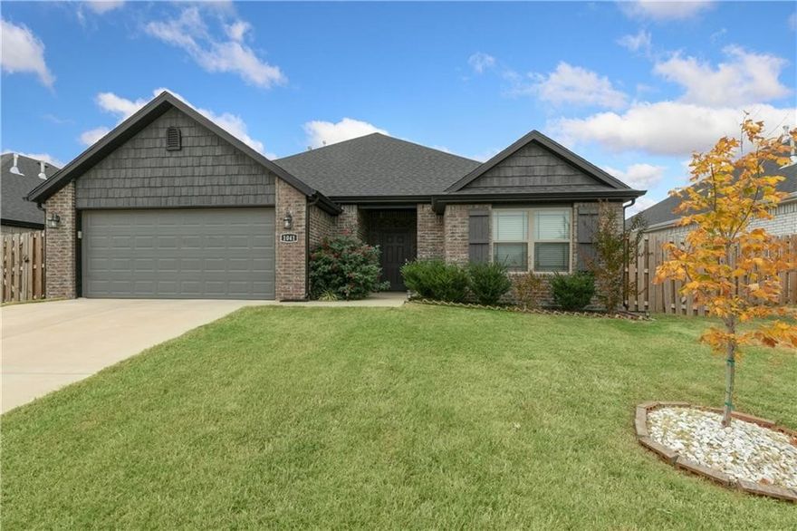 Beautiful 3 bdr/2bath all Brick home Open floor plan, tile around gas fireplace, crown molding, wood look ceramic tile throughout, no carpet. Kitchen includes gas range, refrigerator, energy efficient stainless-steel appliances, granite countertop and a large pantry. Whirlpool tub with upgraded tile around tub with a shower. Covered patio with natural gas & electricity, Washer and Dryer included. Background and credit check required.