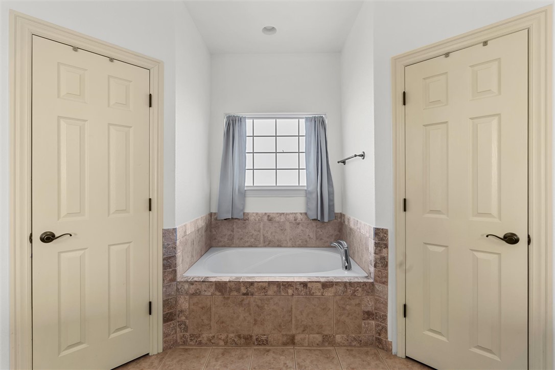 Windwood Sub Ph 4 Bentonville - Residential
