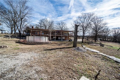 Single Family Residence in Berryville AR 1502 Springfield Street 30.jpg