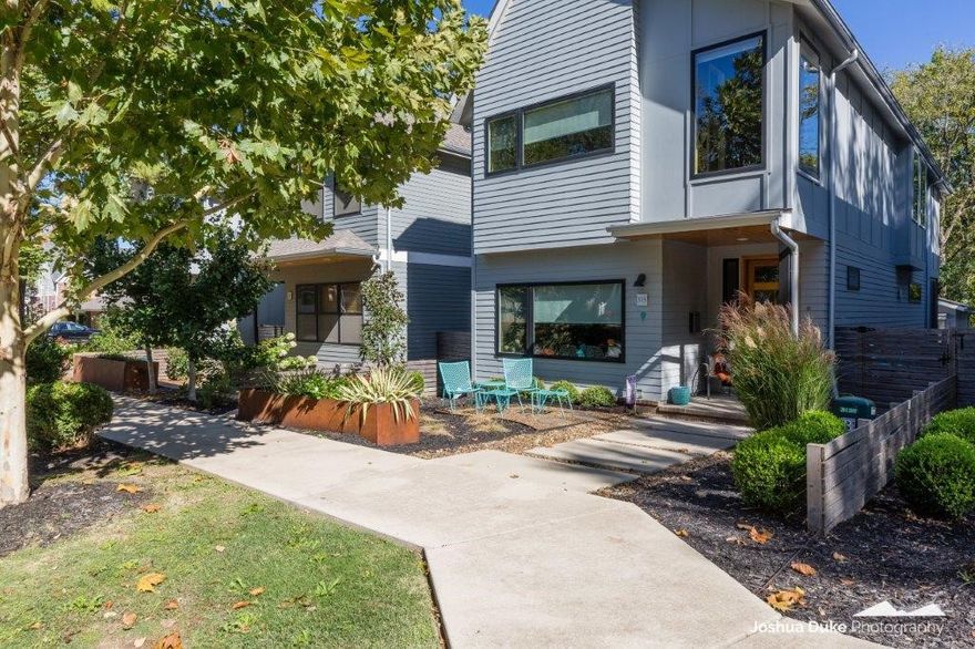 Ultra premium downtown location providing modern luxury & charm! Pristine condition, 2,614 sqft, 3b/2.5/2 with the perfect mix of innovative contemporary design w/the added warmth of high ceilings, wood flooring & large windows letting the outdoors shine in at every turn. Sleek chef’s kitchen boasts a gas cooktop, microwave drawer, huge center island, wine bar & walk-in pantry all opening up to the spacious living room & delightful backyard with cozy screened in porch and pleasing easy care landscaping! Upgrades galore; Schlage locks, modern mounted FP, multiple storage closets, custom window shades, walk in closets, wine refrigerator!