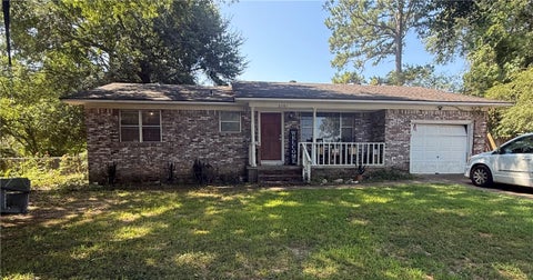 Photo of 2501 W 2nd Street, Russellville, AR 72801 (MLS # 1357618)