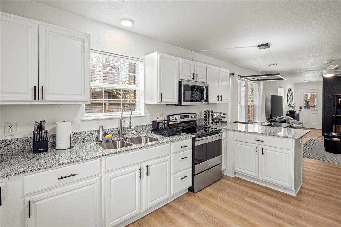 TJ Hollands SUB-Bentonville - Residential