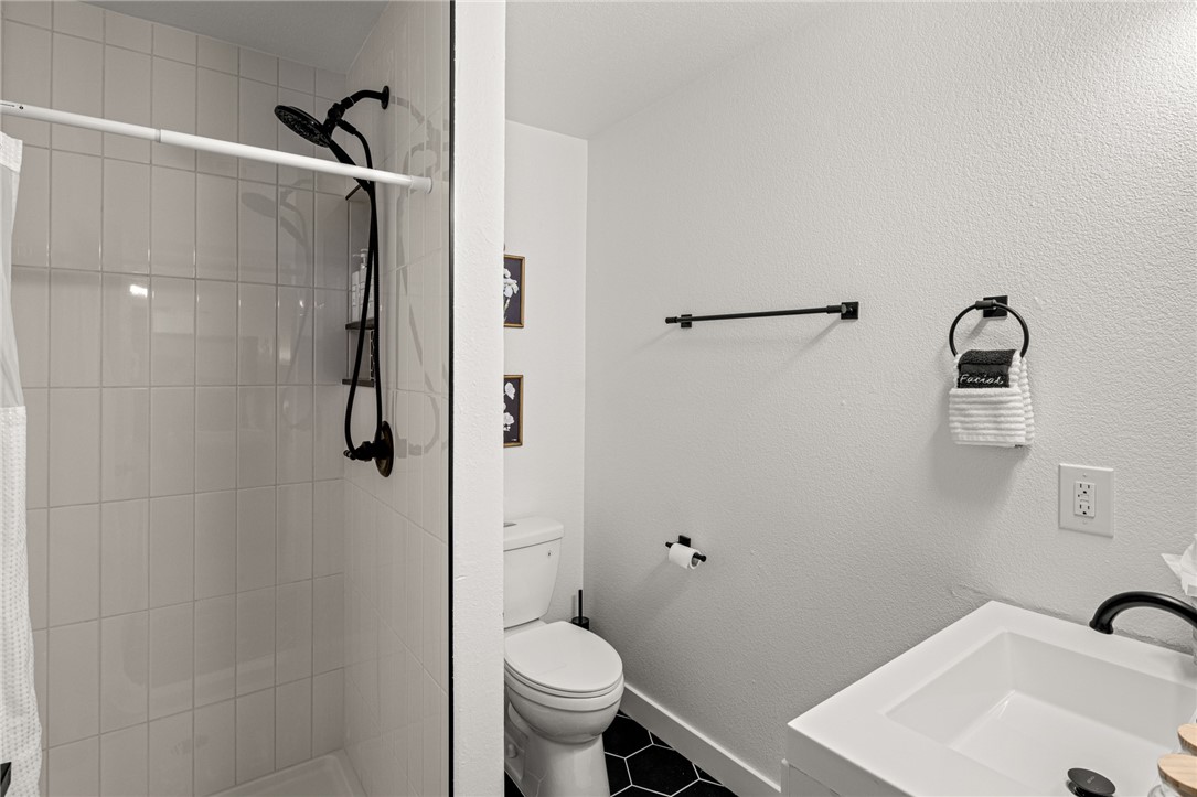 TJ Hollands SUB-Bentonville - Residential