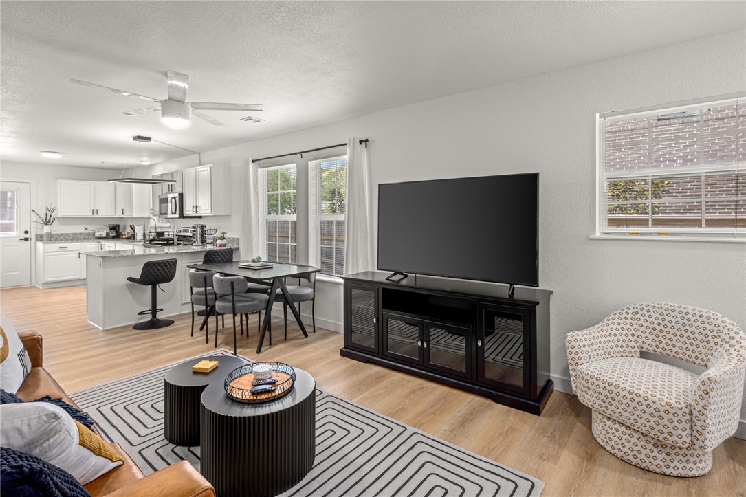 TJ Hollands SUB-Bentonville - Residential