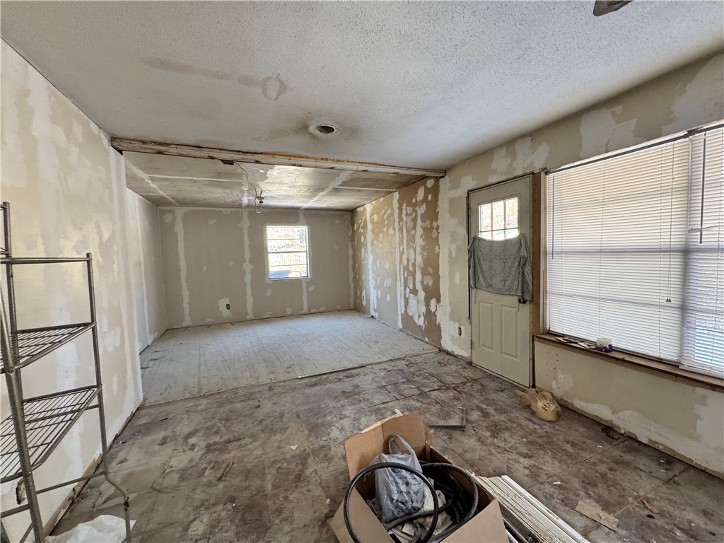 WOODLAND HEIGHTS III - Residential