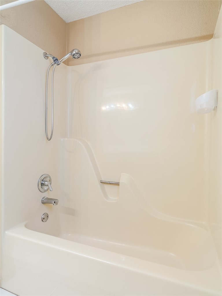 Walnut Valley Sub Bentonville - Residential Lease