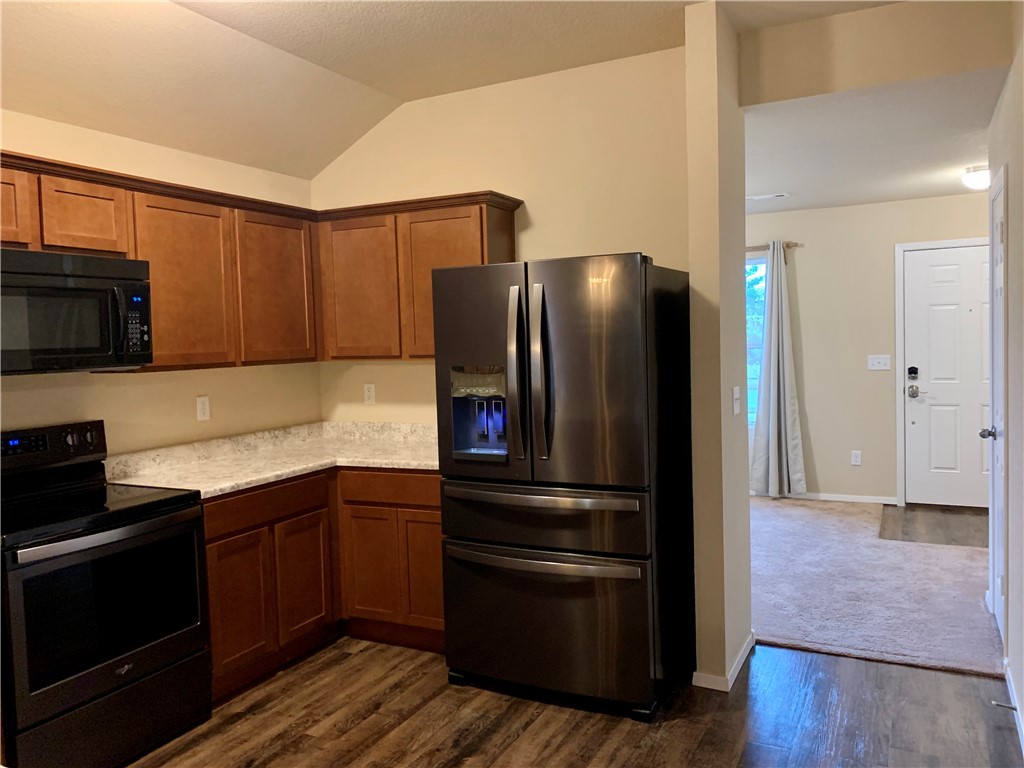 Charleston Park At Legendary - Residential Lease