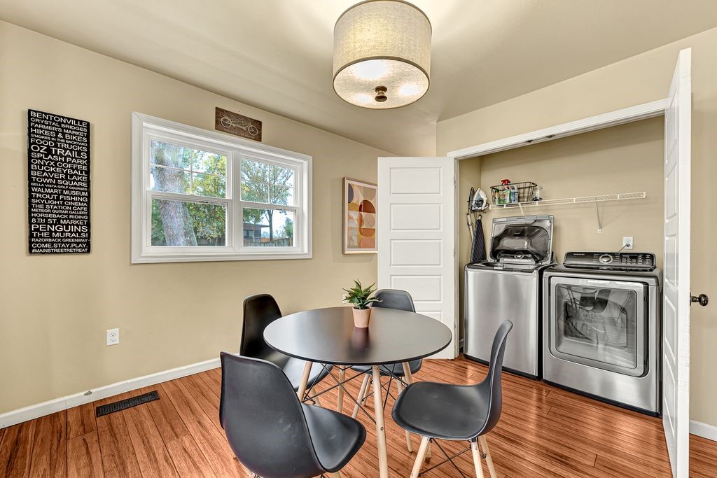 W A Burks Add Bentonville - Residential Lease