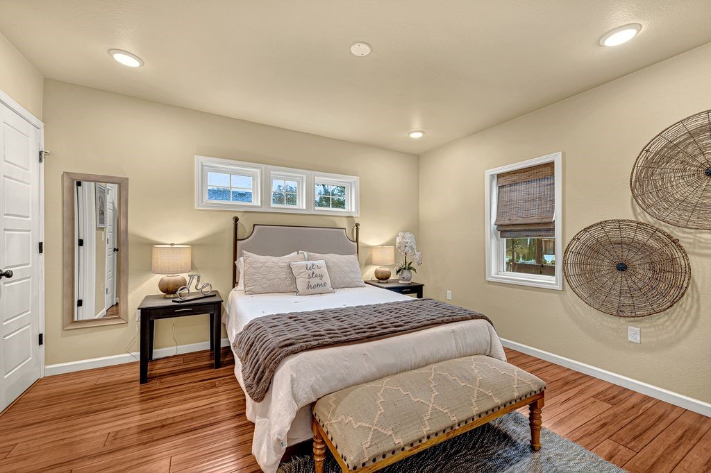 W A Burks Add Bentonville - Residential Lease