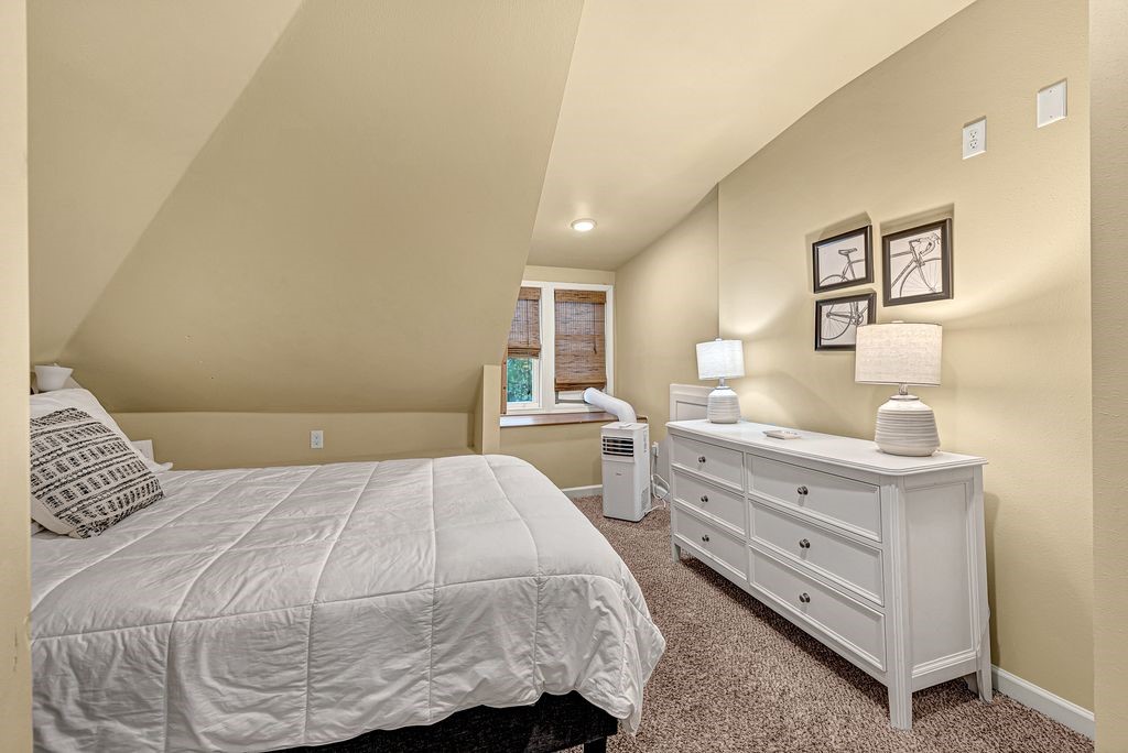 W A Burks Add Bentonville - Residential Lease