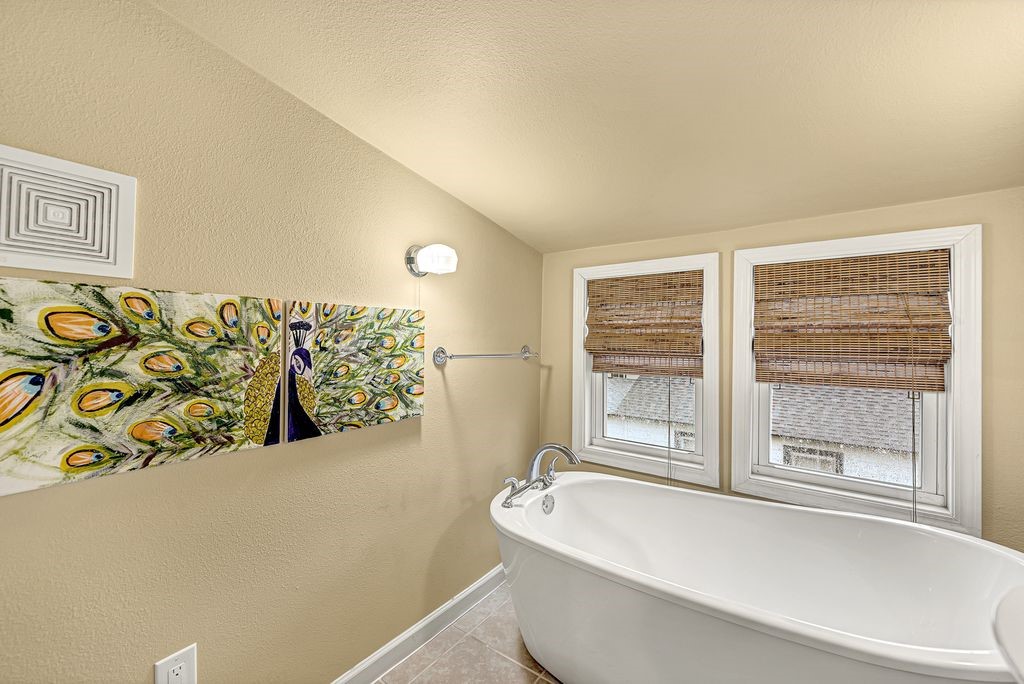 W A Burks Add Bentonville - Residential Lease