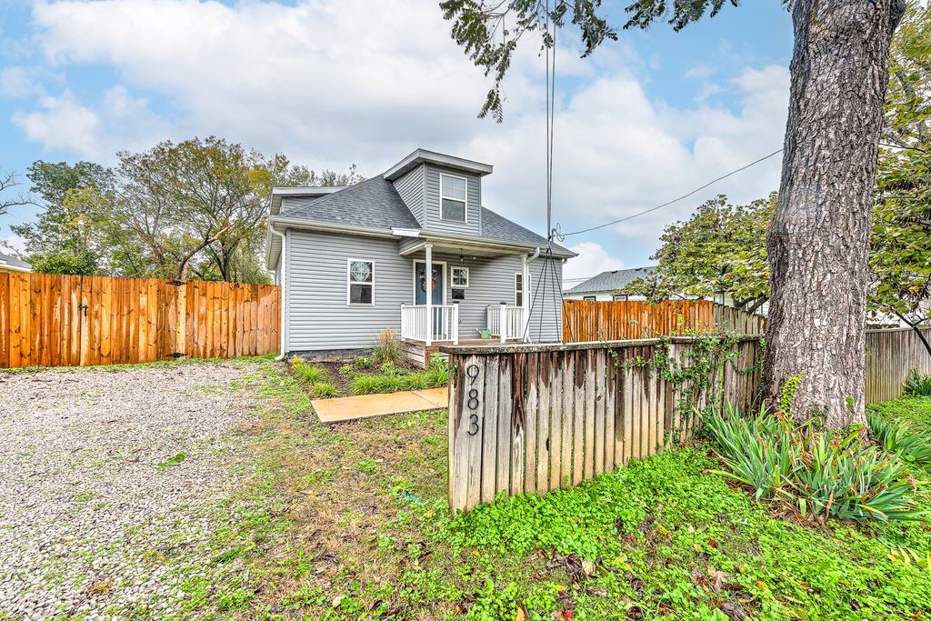 W A Burks Add Bentonville - Residential Lease