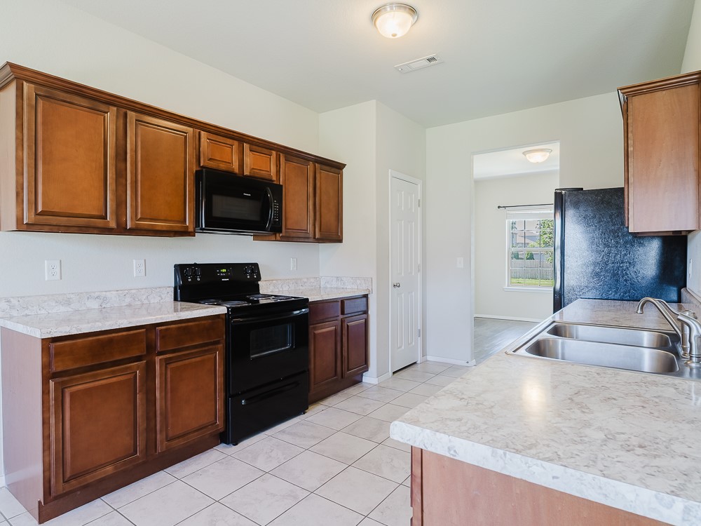 Lakewood Sub Ph Iii Lowell - Residential
