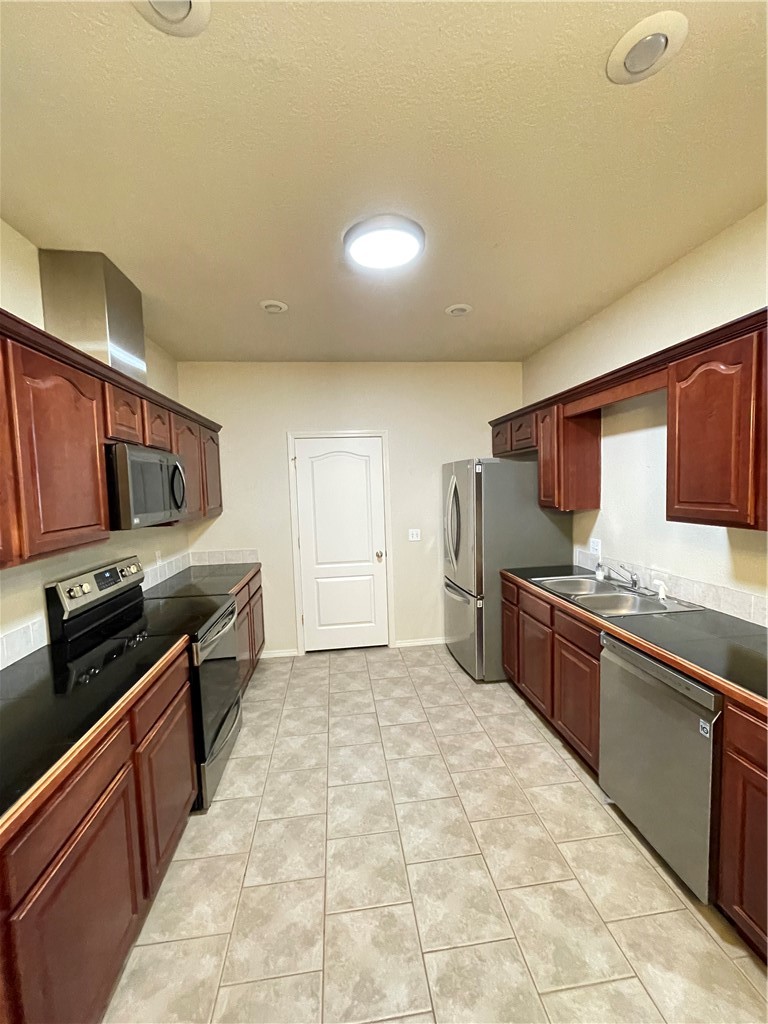Blue Ridge Meadows Sub Springdale - Residential Lease