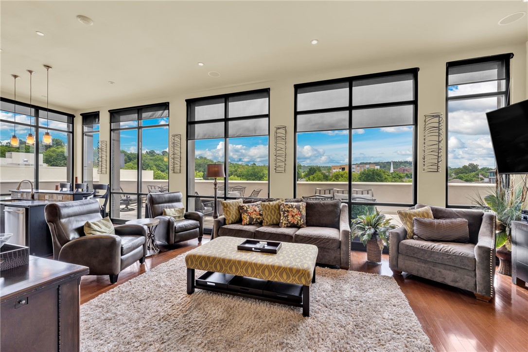 LEGACY BUILDING (THE) - HPR - Residential