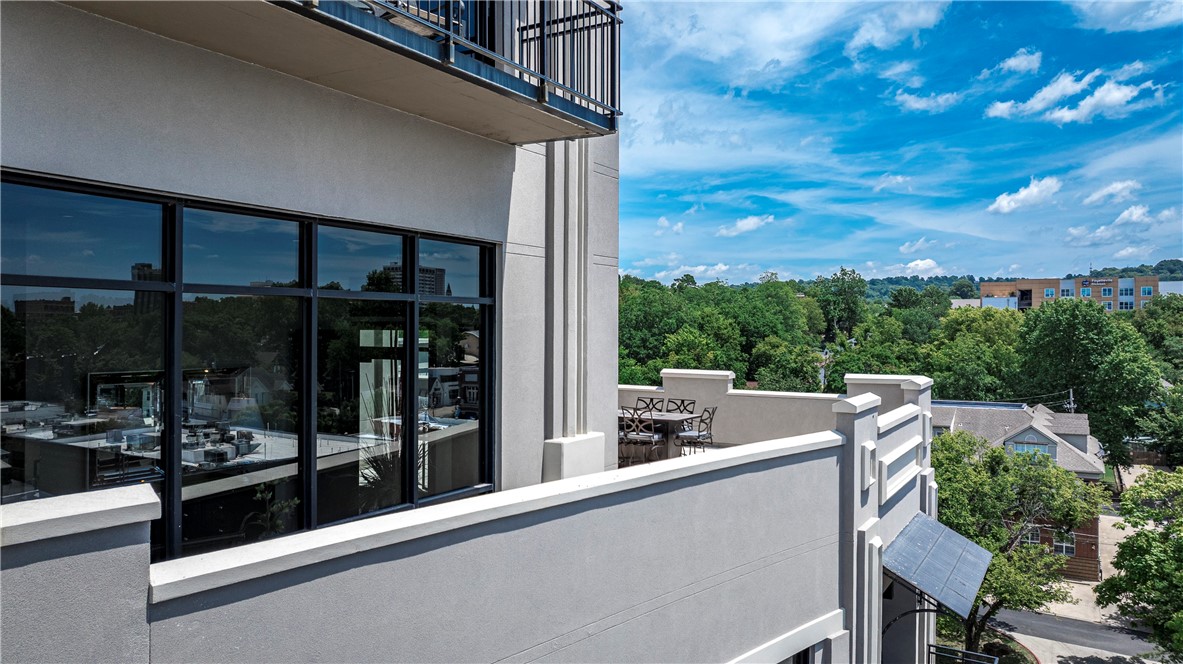 LEGACY BUILDING (THE) - HPR - Residential