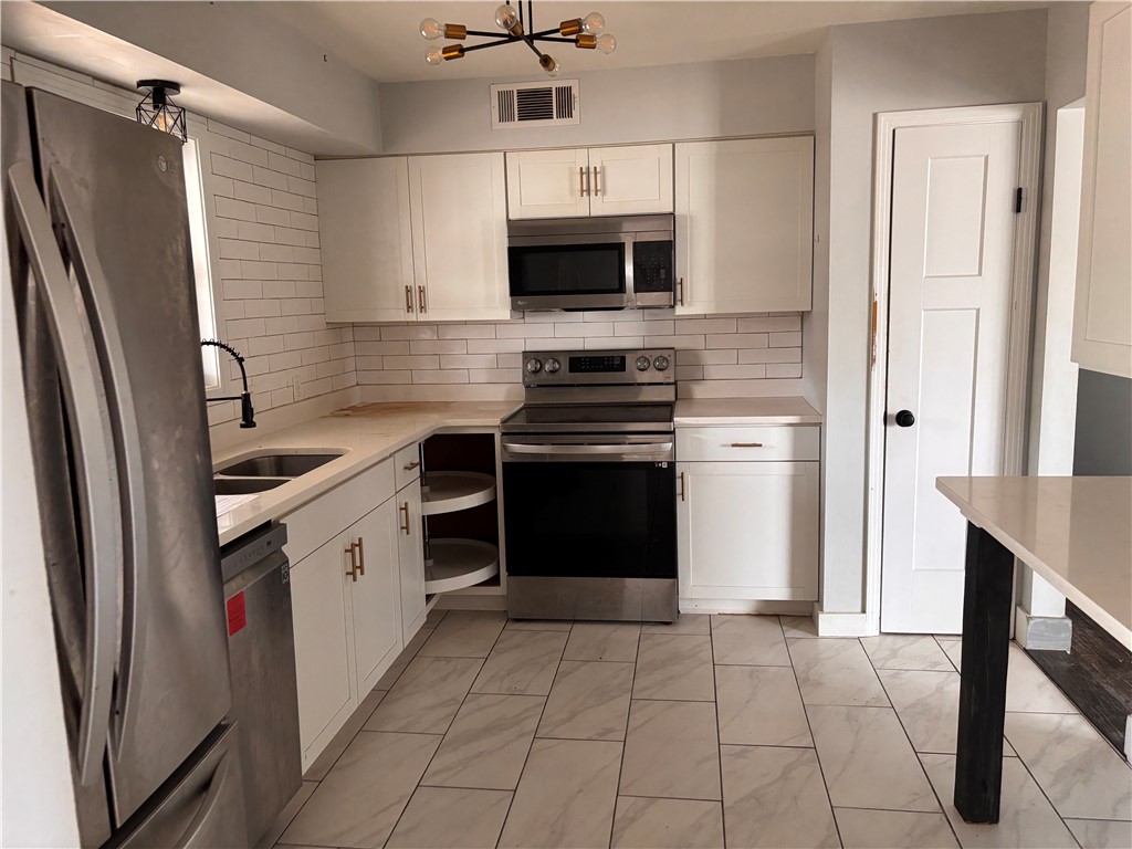 Thunderbird Third - Residential