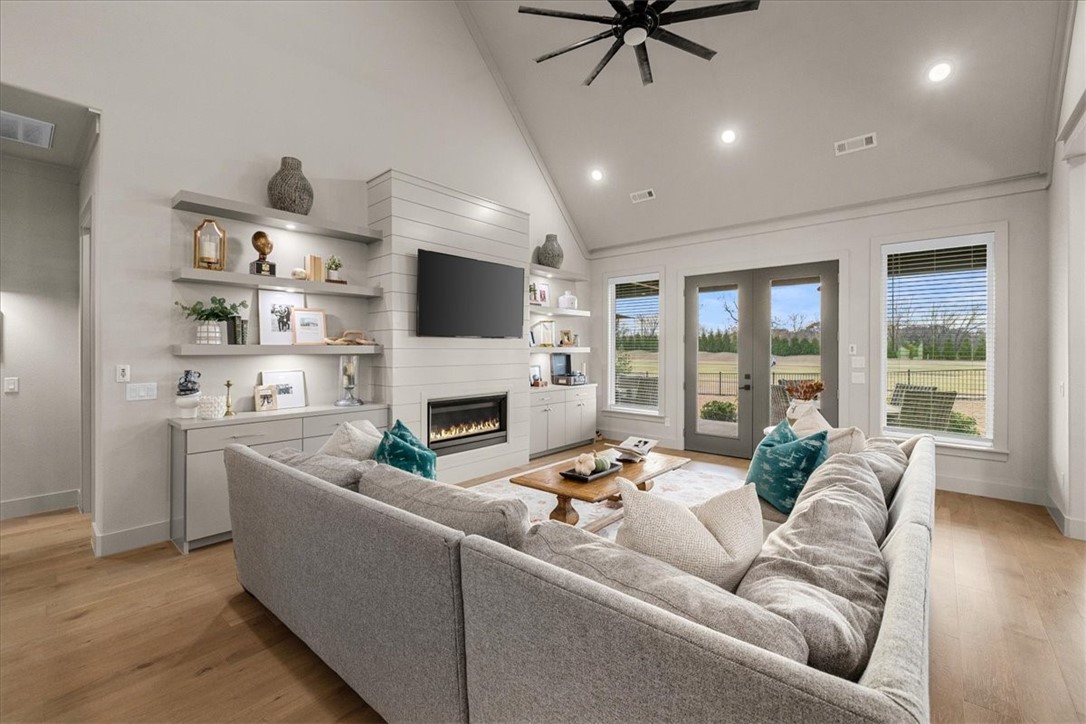 Shadow Valley Ph 10 Rogers - Residential