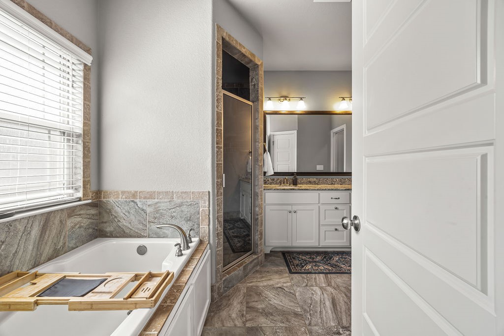 Iveys Ph I, The Rogers - Residential