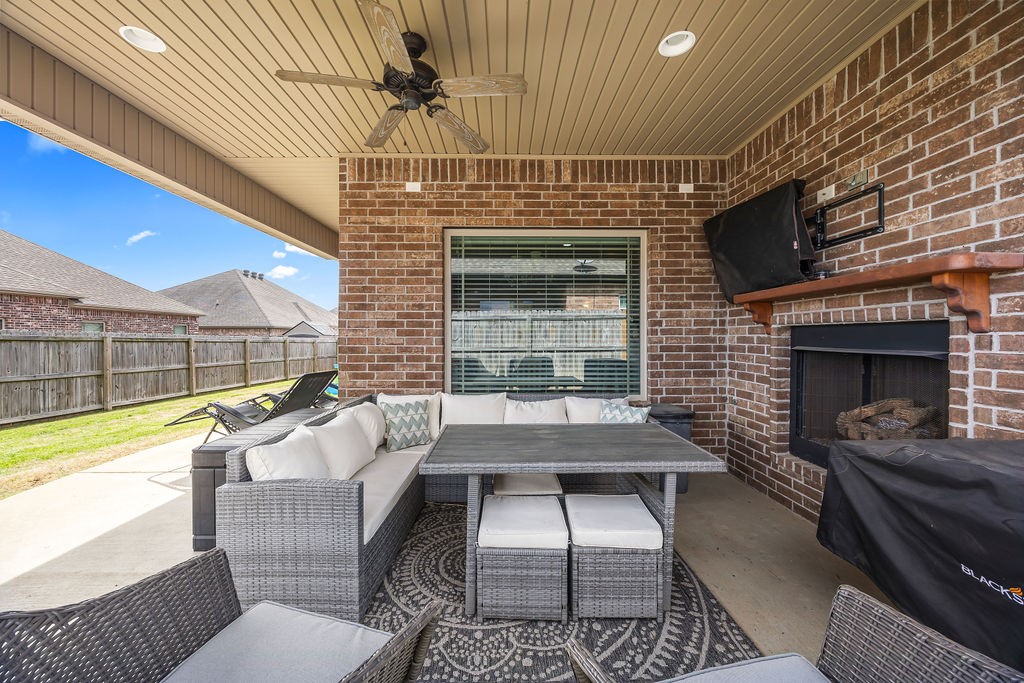 Iveys Ph I, The Rogers - Residential