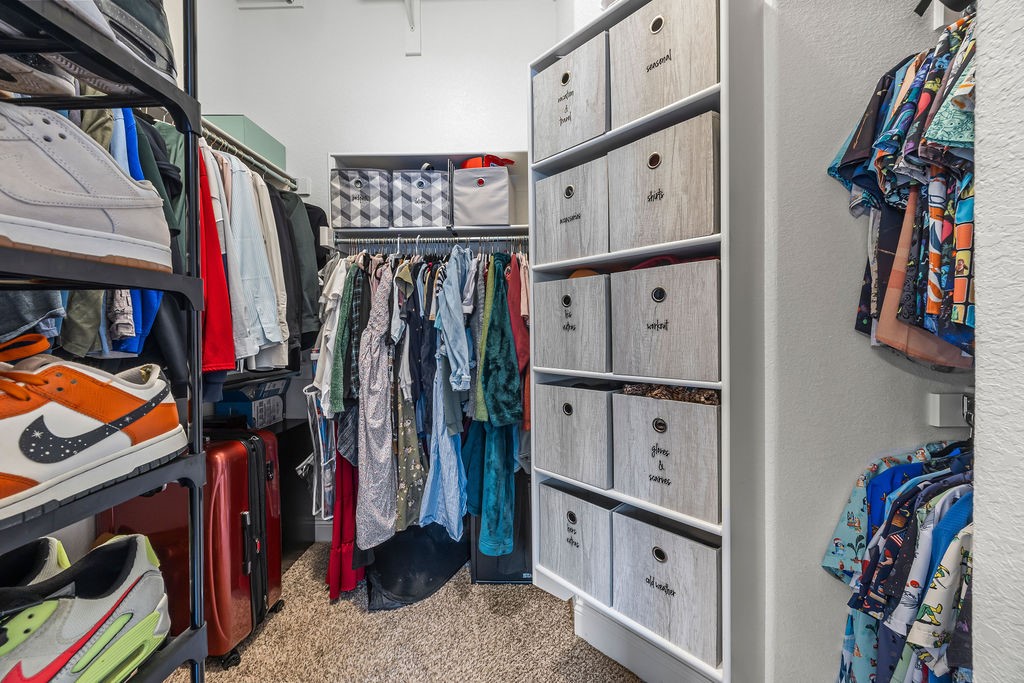 Iveys Ph I, The Rogers - Residential