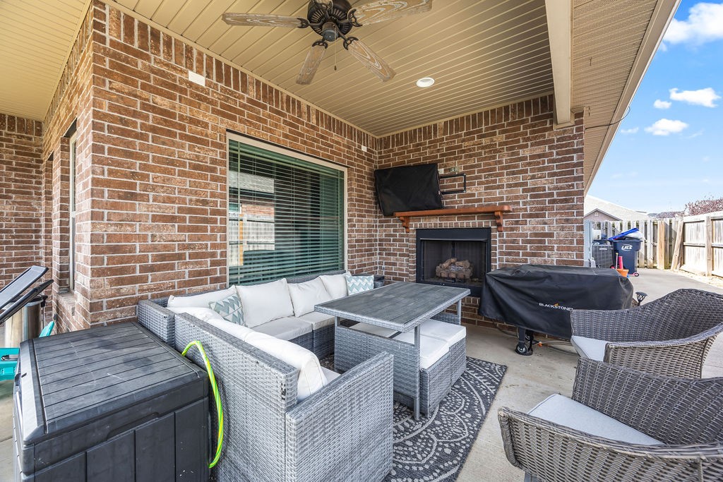 Iveys Ph I, The Rogers - Residential