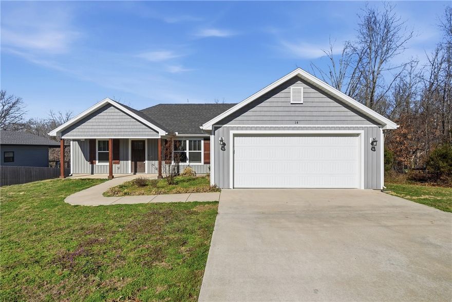 Beautiful 3 bedroom 2 bathroom single family home for rent in Bella Vista within the Bentonville school district. Available now! Home features a split floor plan, covered back porch, stainless steel appliances, and a large open backyard. 12 month lease minimum. Pets to be considered.