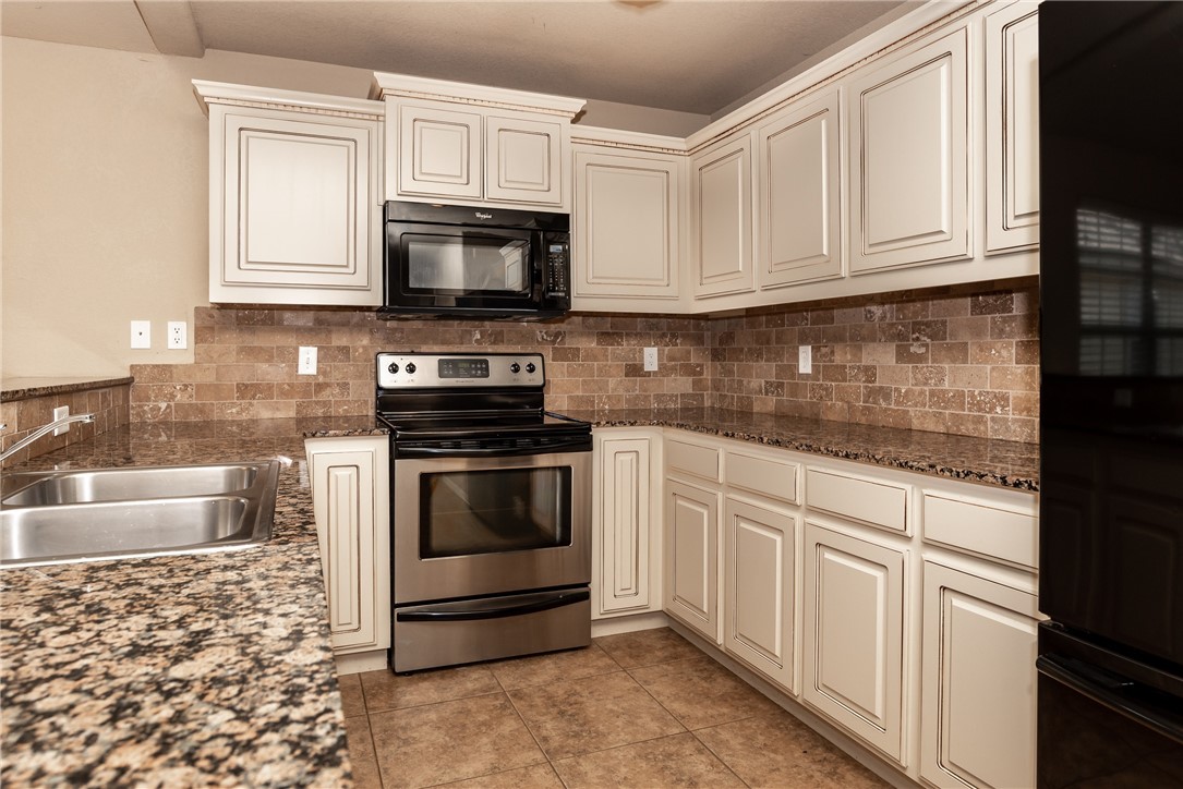 Highpointe - Residential Lease